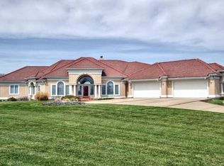28800 E Colbern Rd, Lees Summit, MO 64086