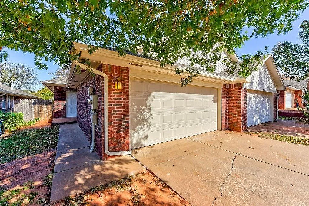 3 bed, 1426 sqft, $1,550 — Photo 3