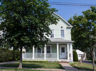 18 Russell Pl, Summit, NJ 07901