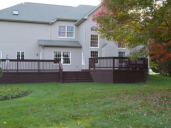 4th image of 328 W Dickerson Ln