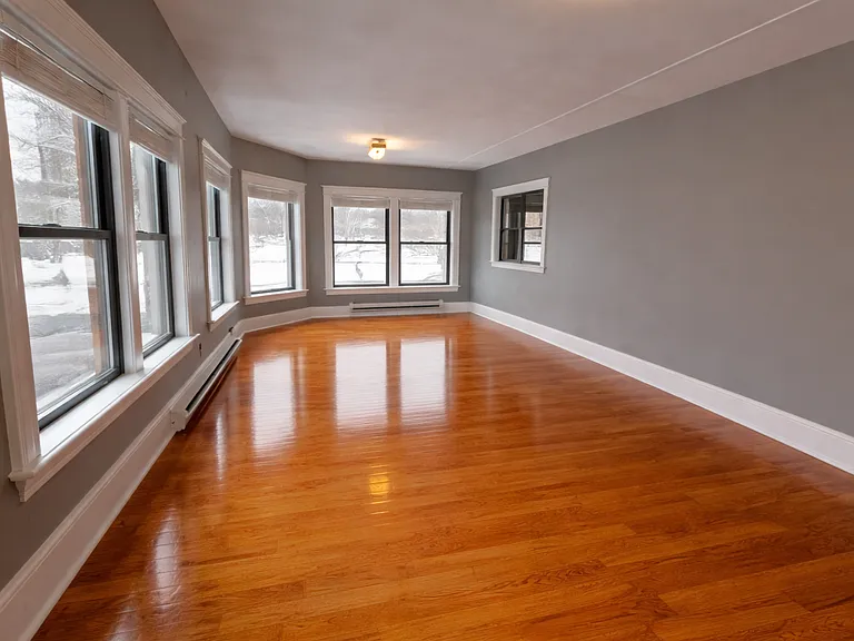 2 Raymond Ave — Photo 1