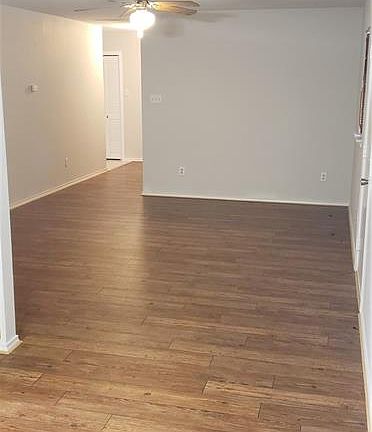 5th image of 2107 Harbor Cir