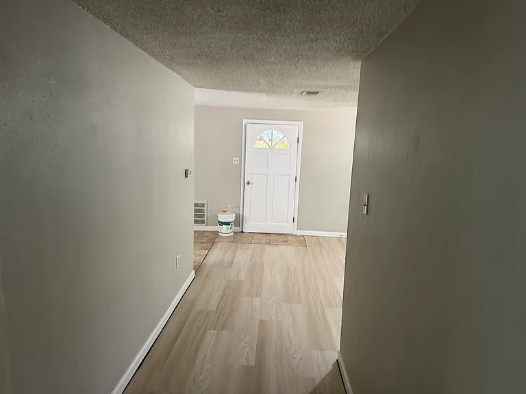 277 Grandview Ave — Photo 18