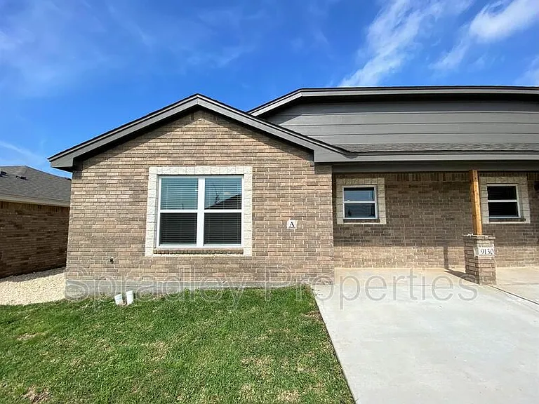 9130A Winding Ct — Photo 2