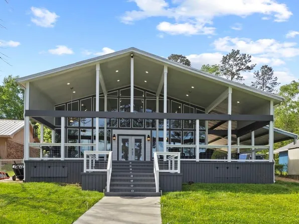 360 Charmaine Dr S, Woodville, TX 75979