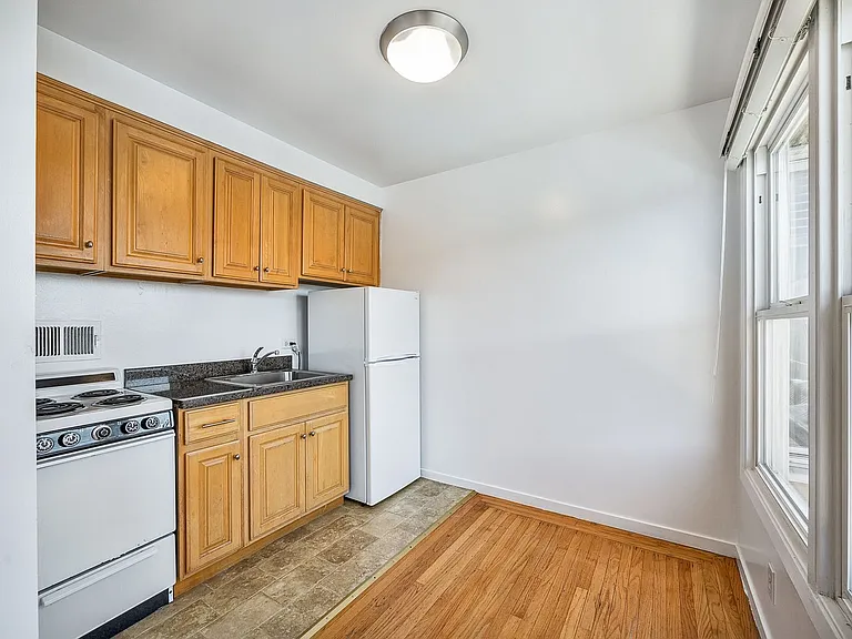 435 Euclid Ave #386R — Photo 5