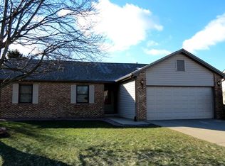 3737 Bonaventure Dr, Columbus, IN