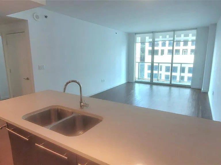 500 Brickell Ave #3706 — Photo 5