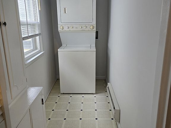 3rd image of 68 Lake Ave Floor 2