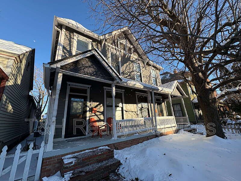 1st image of 427 N College Ave