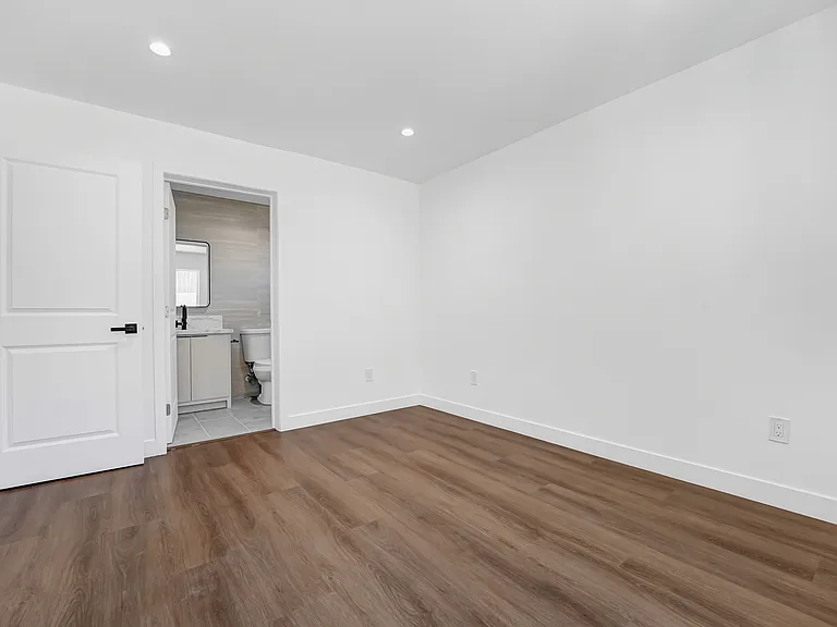 356 N Chicago St #358-1/2 — Photo 11