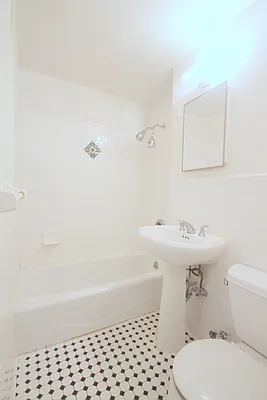 Rented by Corcoran | media 21