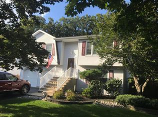 12 Priscilla Ln, Howell, NJ 07731