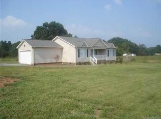 4711 Mt Holly Huntersville Rd, Charlotte, NC 28216