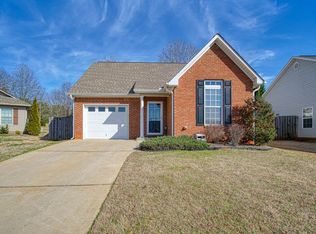 606 Fawn Branch Trl, Boiling Springs, SC 29316