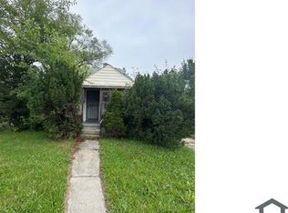 19192 Huntington Rd, Detroit, MI 48219