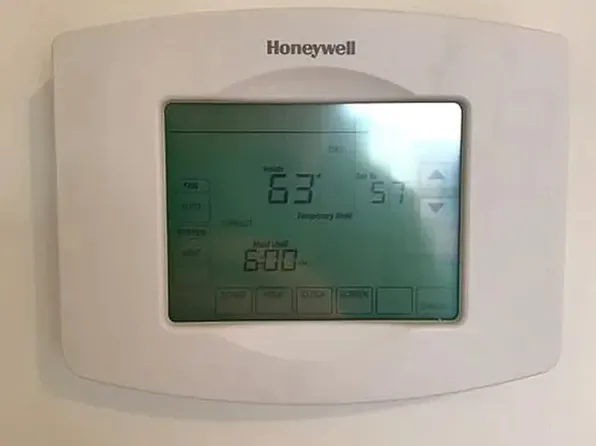 261 Eckford Street image 10 of 13