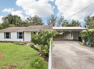 2165 Shady Acres Dr, Mulberry, FL 33860