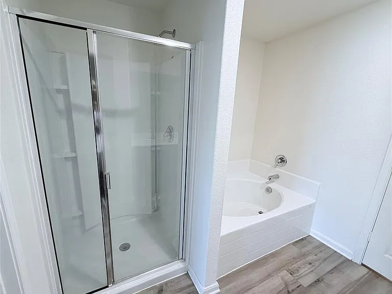 740 Saratoga Dr — Photo 13