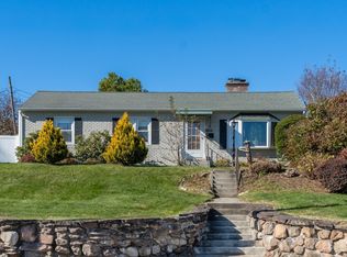 1205 Northampton St, Holyoke, MA 01040