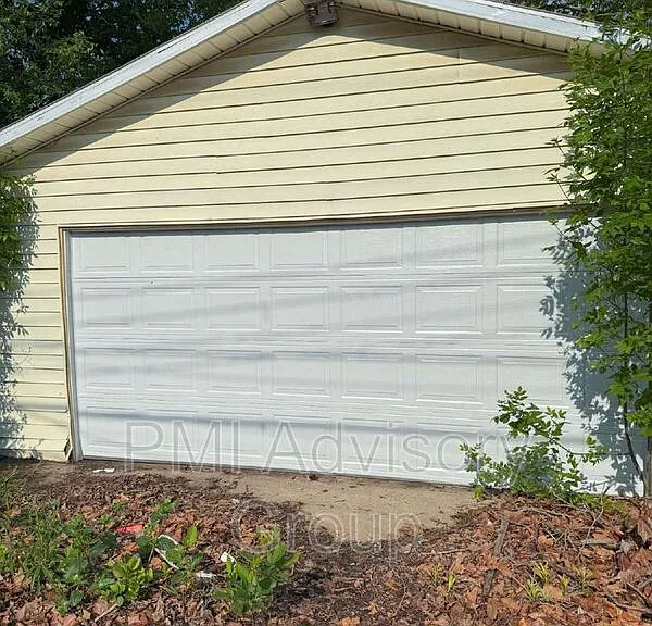 2706 SE Kentucky Ave — Photo 5