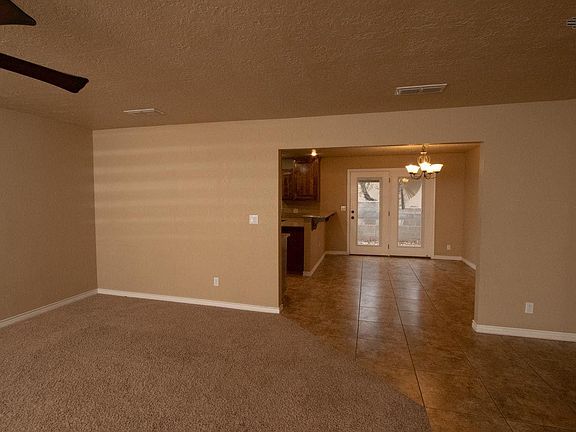 5th image of 105 E 16th St