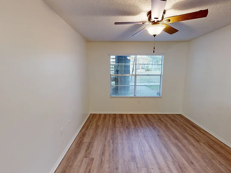 Lakewood Place — Photo 124