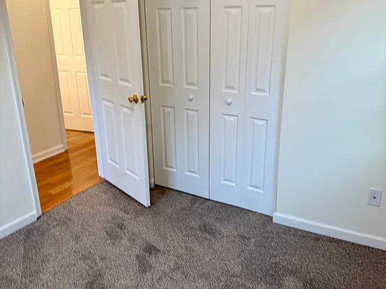 102 E Wallace Ave — Photo 6