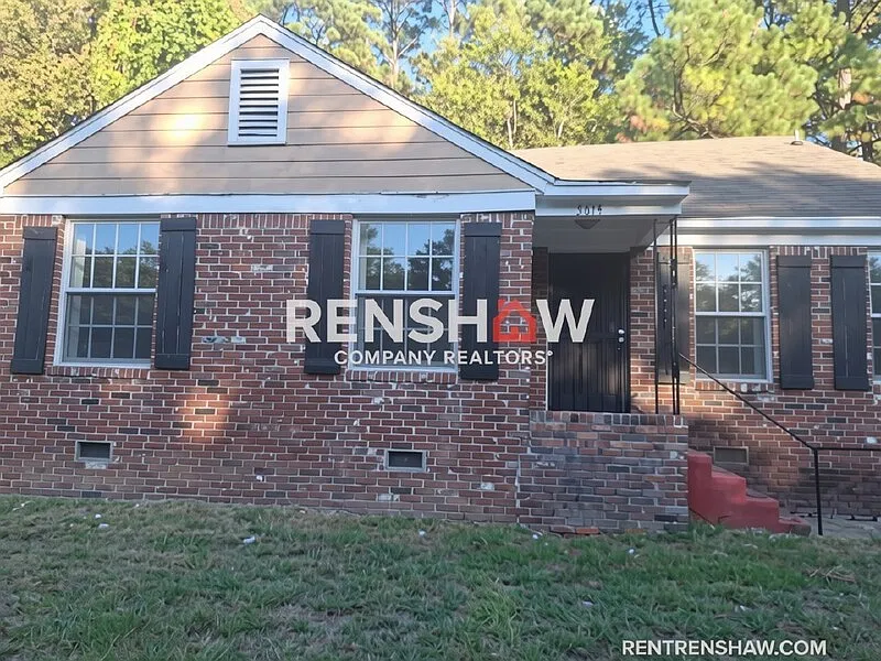 4 bed, 2.0 bath, 1663 sqft, $1,100 — Photo 2