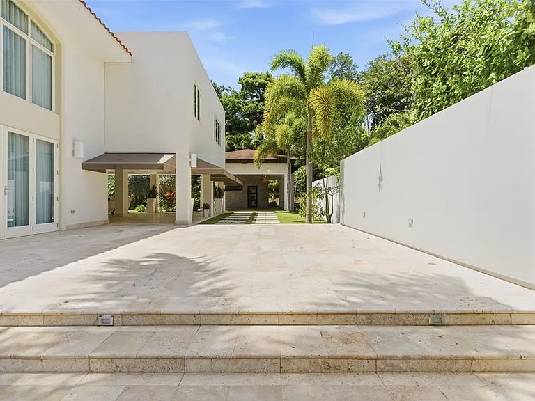 279 Dorado Bch E — Photo 5