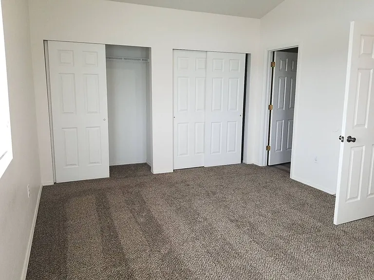 1706-1708 W Peninsula Dr — Photo 12