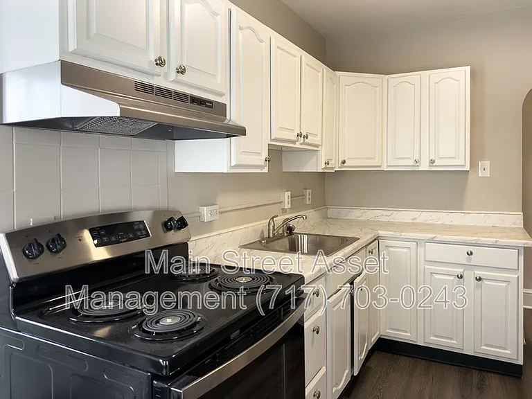 332 Chestnut St #2 — Photo 11