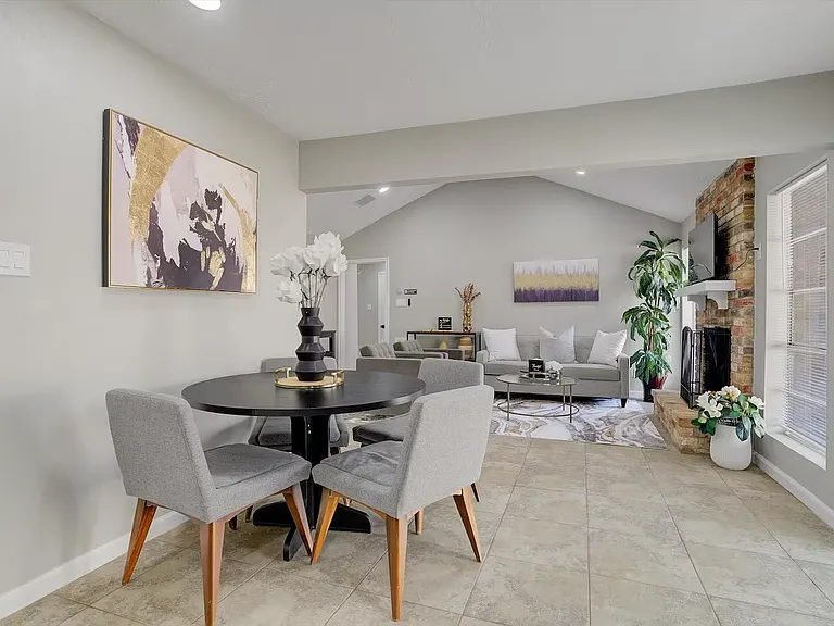23919 Hunter Spring Cir — Photo 8