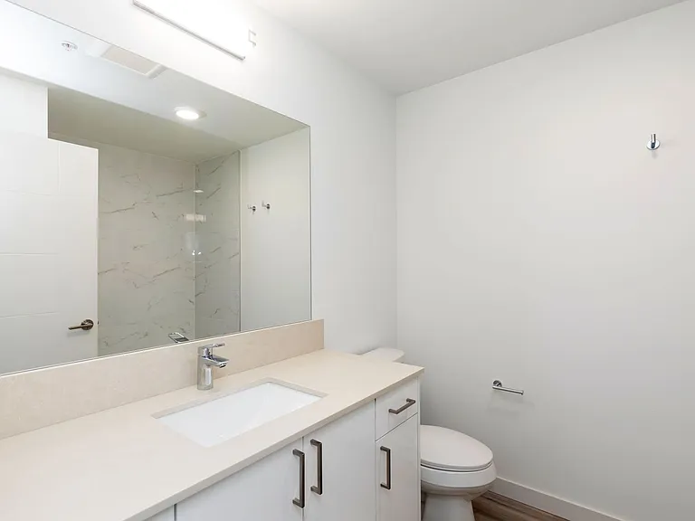 Felix Flats — Photo 22