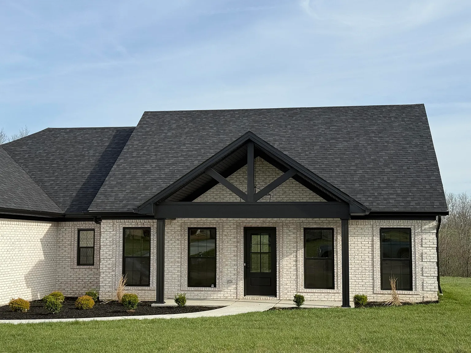 345 Wolverine Way photo 1
