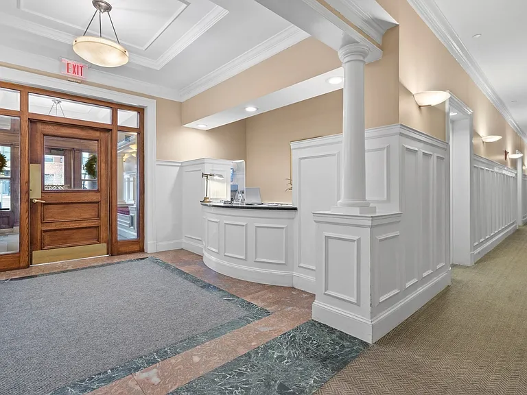 416 Marlborough St #206 — Photo 7