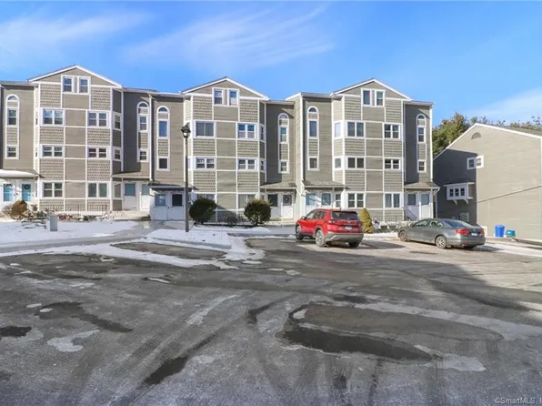 1655 North Colony Road #21, Meriden, CT 06450