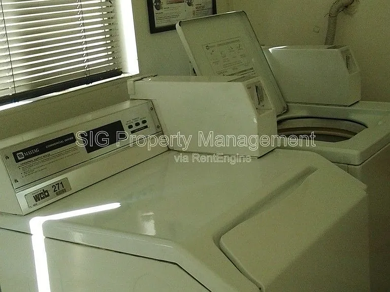 501 S 7th St #E — Photo 8