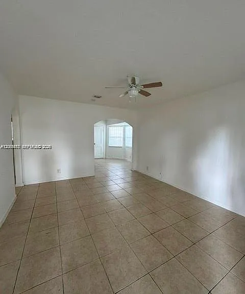2628 Fletcher Ct — Photo 11