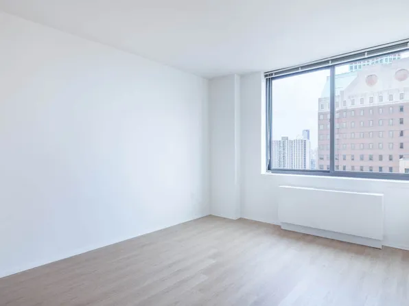 180 Montague Street image 16 of 44