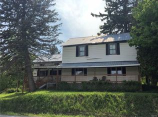 5721 West Rd, Munnsville, NY 13409