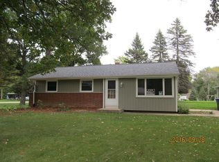 7723 W Lake Dr, Wind Lake, WI 53185