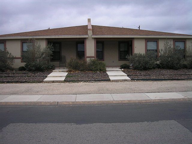 1st image of 627 Lois St Unit 7