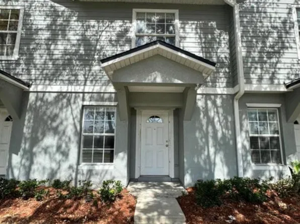 8440 McGirts Village Ln, Jacksonville, FL 32210