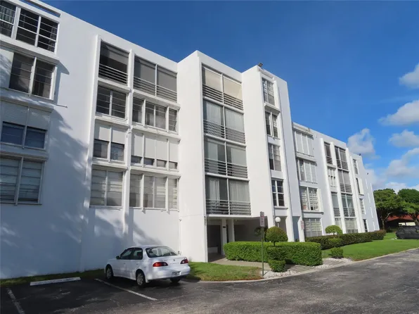 6923 Cypress Road #14D, Plantation, FL 33317