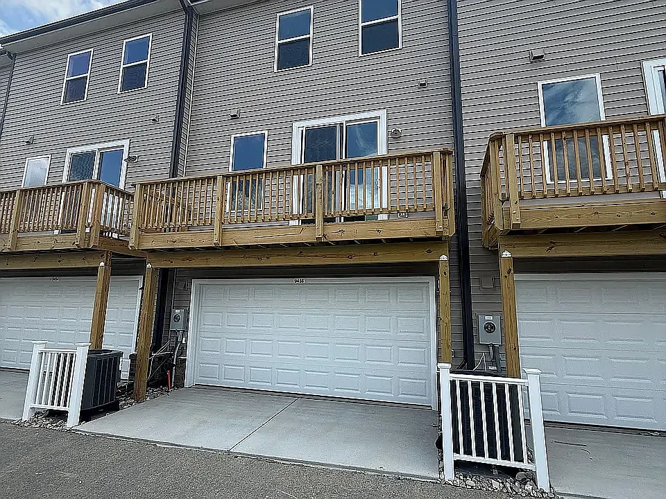 4 bed, 2013 sqft, $2,695 — Photo 3