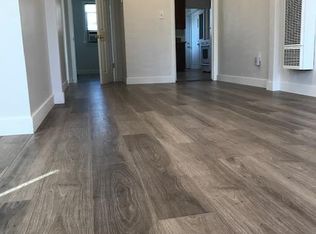 367 Burchett St #2, Glendale, CA 91203