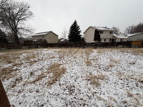 1st image of 930 Hartell Dr