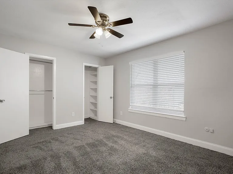 2203 Sheraton Dr — Photo 19