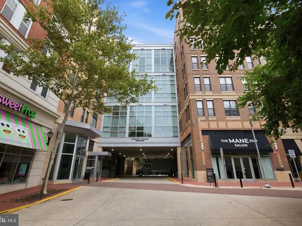 444 W Broad St Unit 436, Falls Church, VA 22046